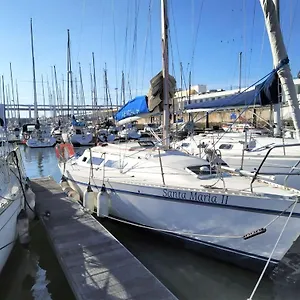 Be Local - Sleep Aboard The Santa Maria Sailing Boat In Lisbon