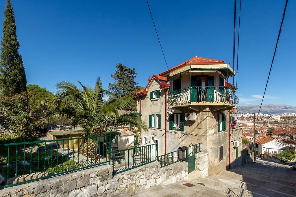 Apartment Romansa Split
