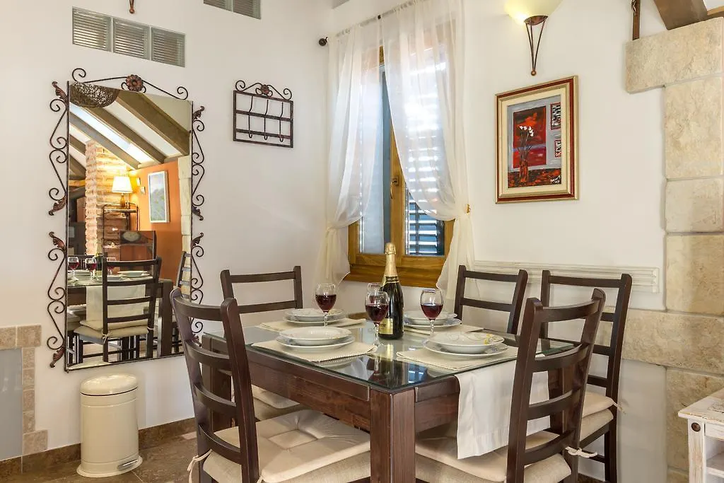 Apartment Romansa Split